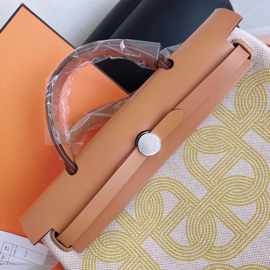 【全新品】HERMES愛馬仕 Herbag Zip 31  B刻限量版猪鼻子賽道 金扣金棕配色-7