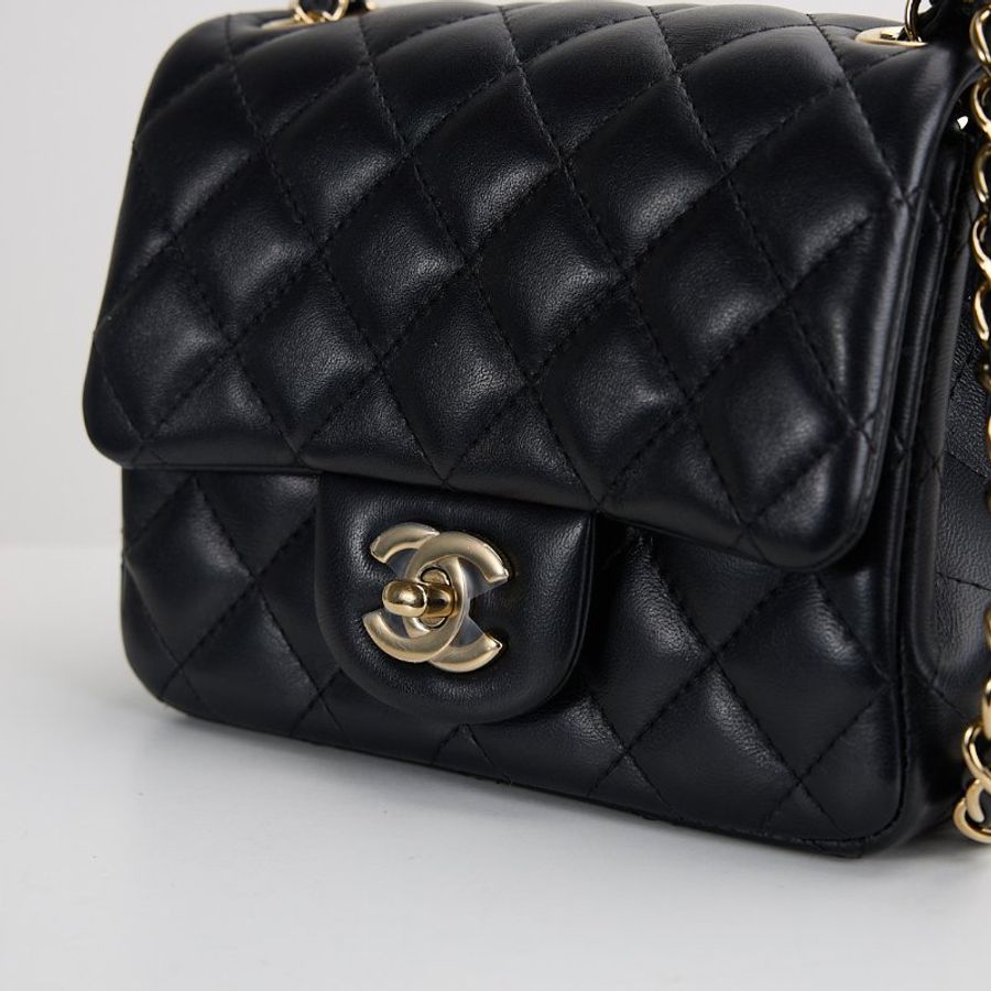 二手Chanel mini coco 17方胖/黑淡金扣-18