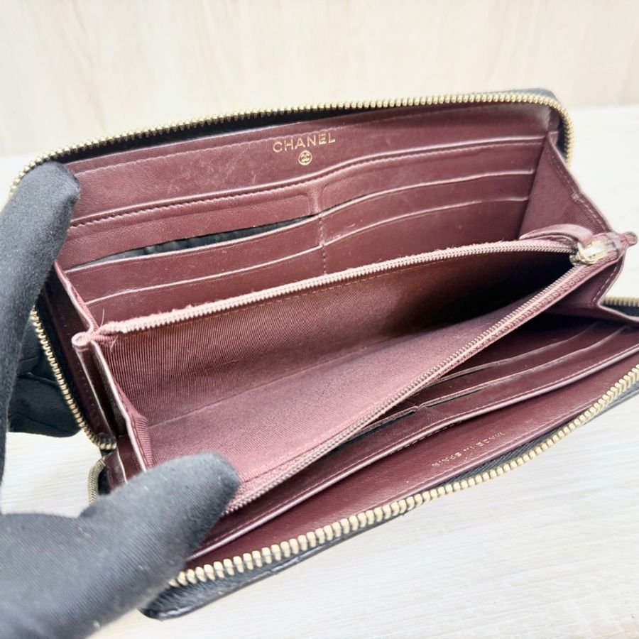 CHANEL黑色小羊皮ㄇ拉長夾A50097-15