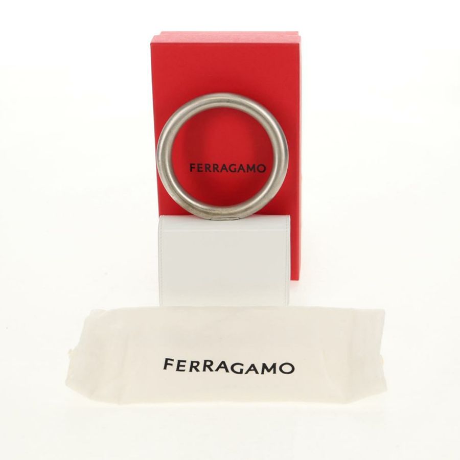 【日本直送】Salvatore Ferragamo 白色銀色皮革手拿包(正品)150881AV-11