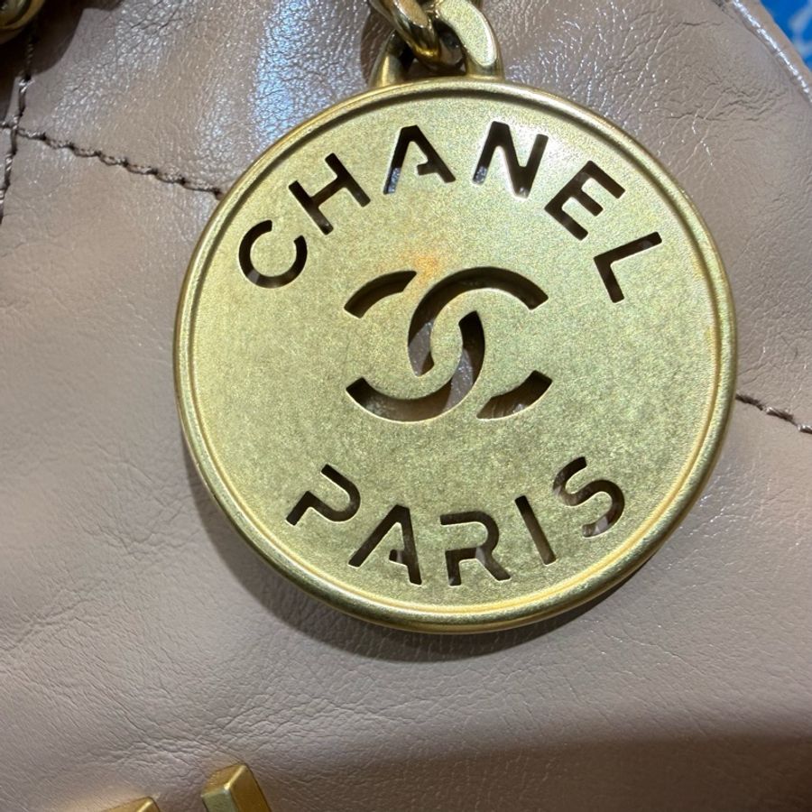 Chanel奶茶油蠟皮mini22bag AS3980-12