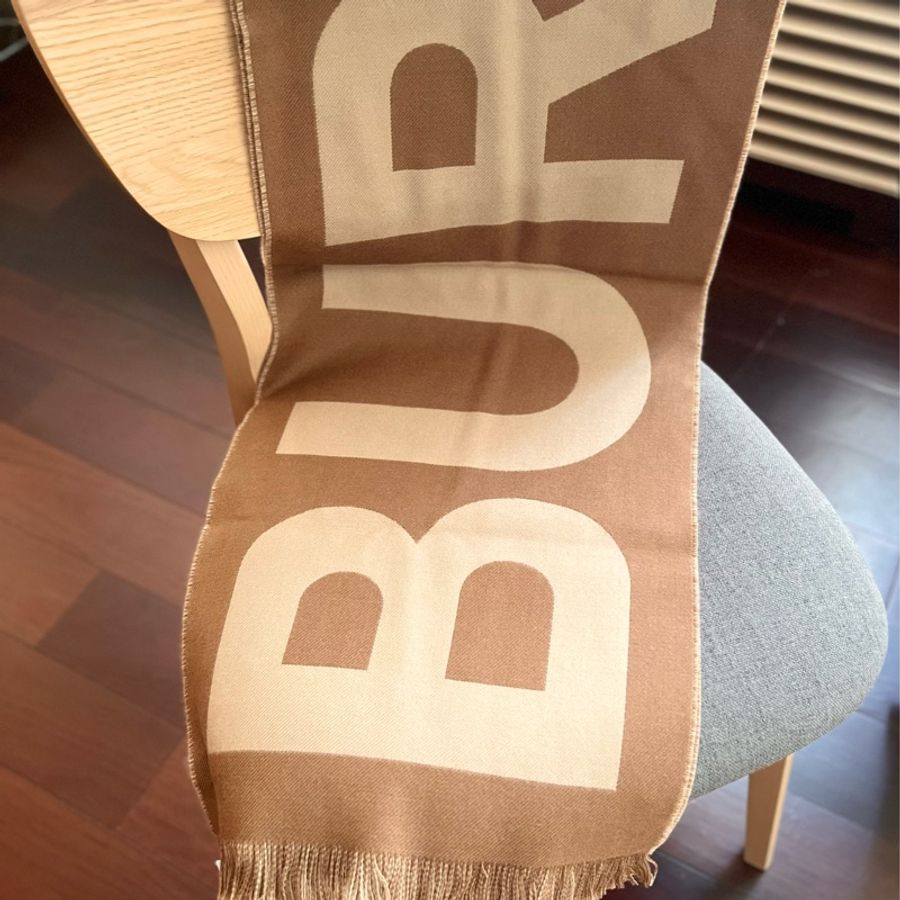 Burberry 字母雙色羊毛圍巾 咖米-10