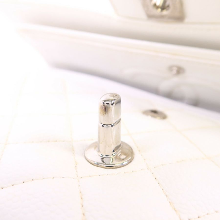 CHANEL 牛皮皮革Classic 25銀扣鏈帶肩背袋-9