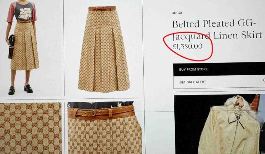 Gucci經典到不能再經典的老花logo A字裙-11