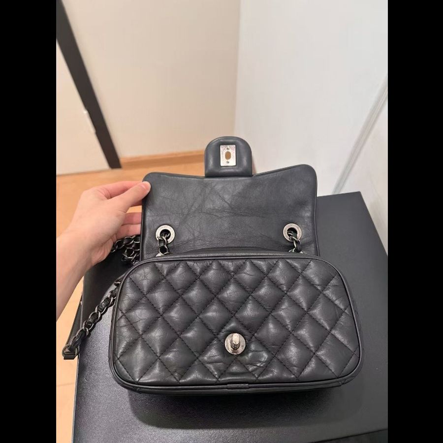 Chanel香奈兒 黑銀做舊 油蠟牛皮 mini flap easy coco cf-14