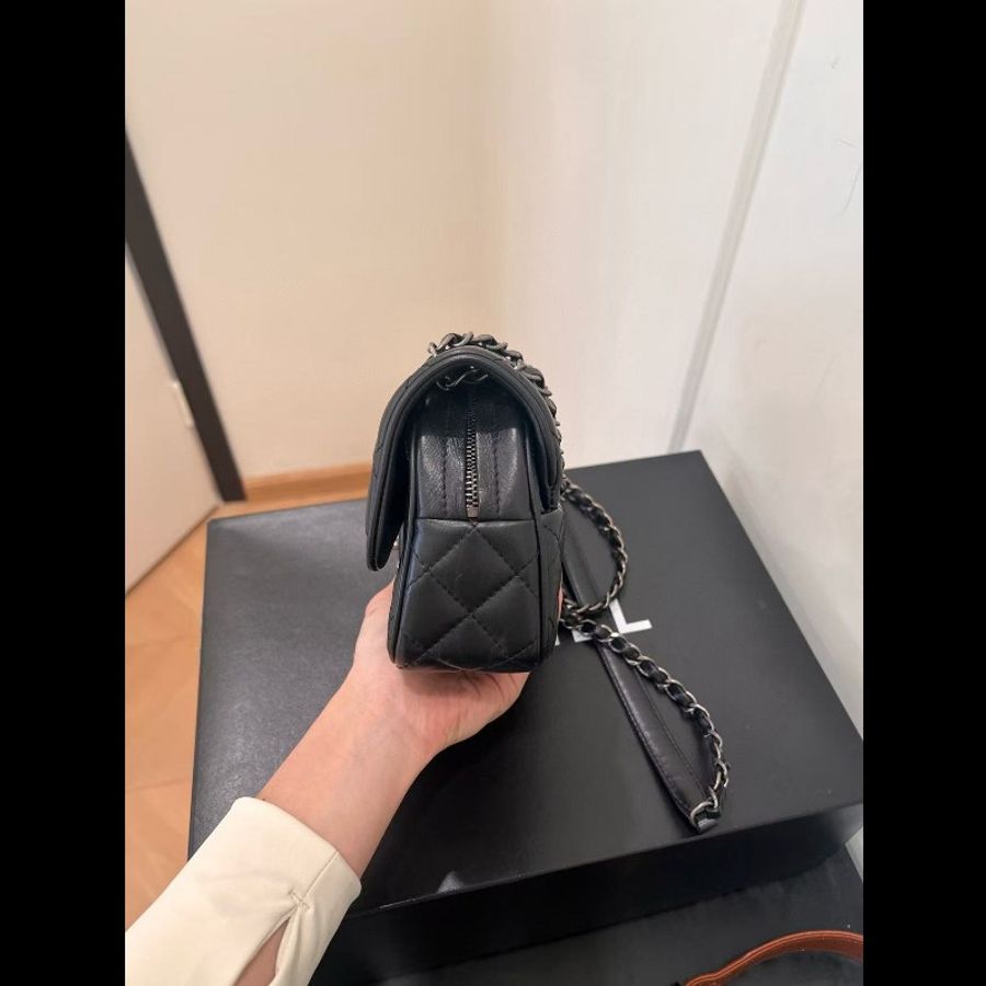 Chanel香奈兒 黑銀做舊 油蠟牛皮 mini flap easy coco cf-19