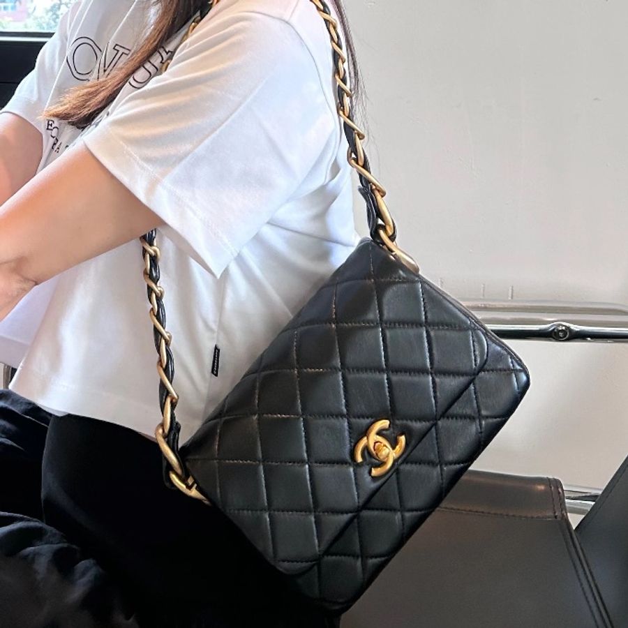 ✨Chanel 24s cf hobo 98新 晶片款 有購證 配件齊全-1