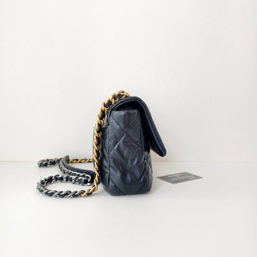 Chanel 香奈兒 19bag 黑金小號 29開有卡-1