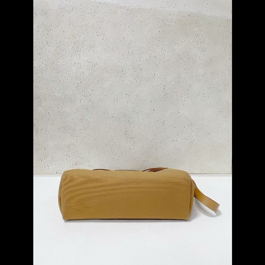 Hermes herbag31
沙丘黄拼大象灰-4