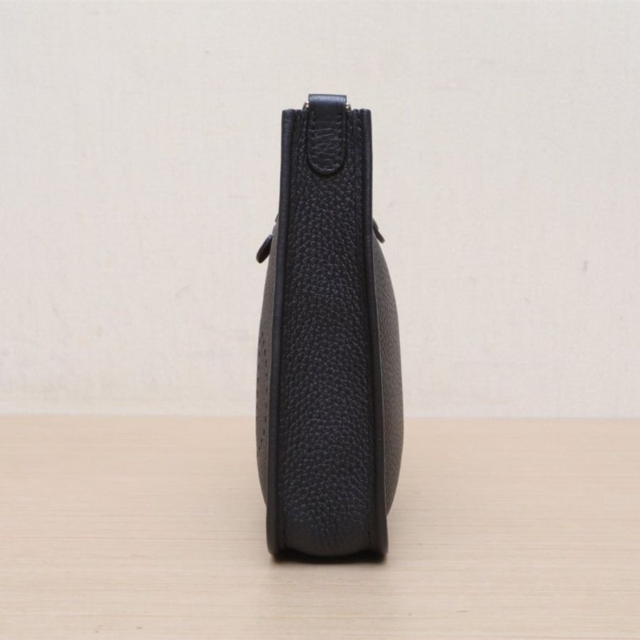 HERMES EvelyneMINI1689黑色TC皮W刻銀扣肩背包-4