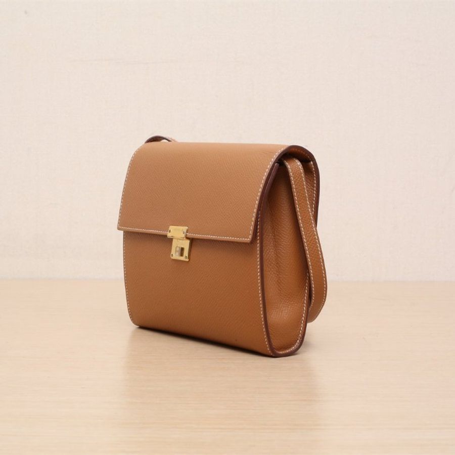 HERMES Clic16斜挎包37金棕色Epsom皮Y刻金扣肩背包-3