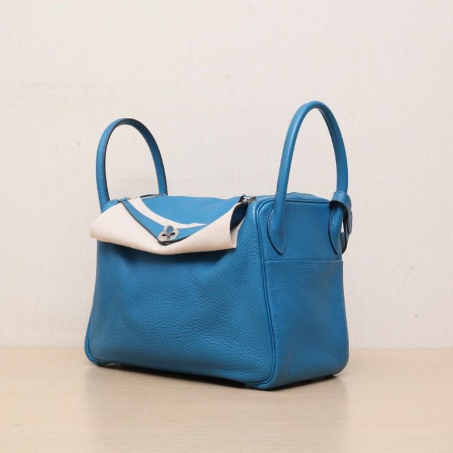 HERMES Lindy307B松石藍TC皮框Q銀扣肩背包-3