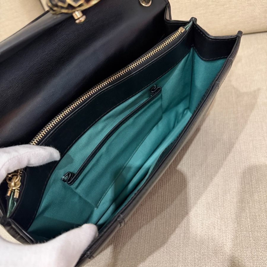 Bvlgari寶格麗 Serpenti Forever蛇頭金鏈包肩背包-8