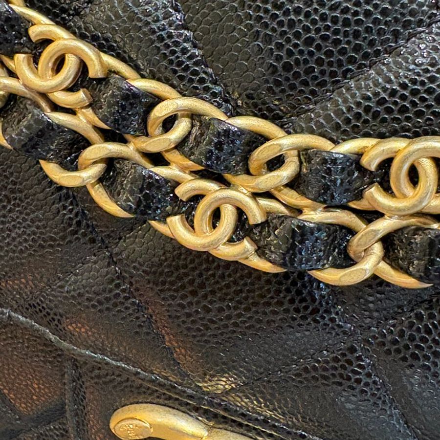 【現貨|快速出貨】CHANEL 25P 黑色魚子醬牛皮雙鏈口蓋包 22cm|經典金鍊|Caviar皮 全新-11