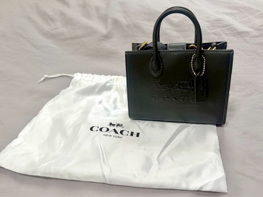 COACH ACE 17 全皮素面馬車印花托特包-2