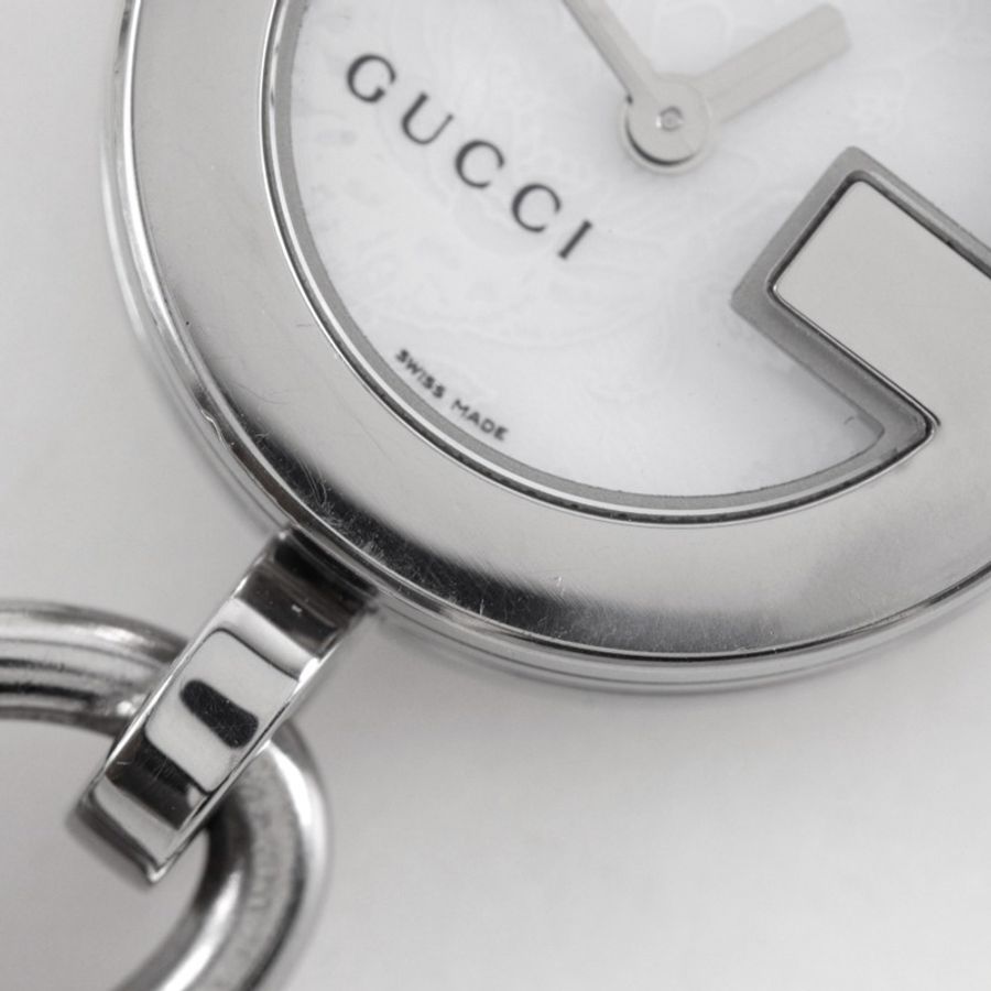 Gucci G 吊墜手鍊腕錶,107 不鏽鋼錶殼,石英機芯,指針式顯示,白色貝殼錶盤,女款-6