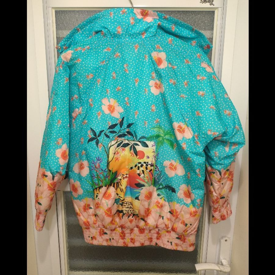 Gucci 亮藍色粉色扶桑花外套-3