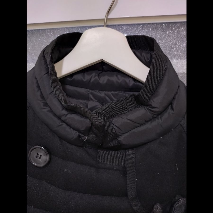 Moncler 黑色羽絨橫格拚羊毛料外套-17