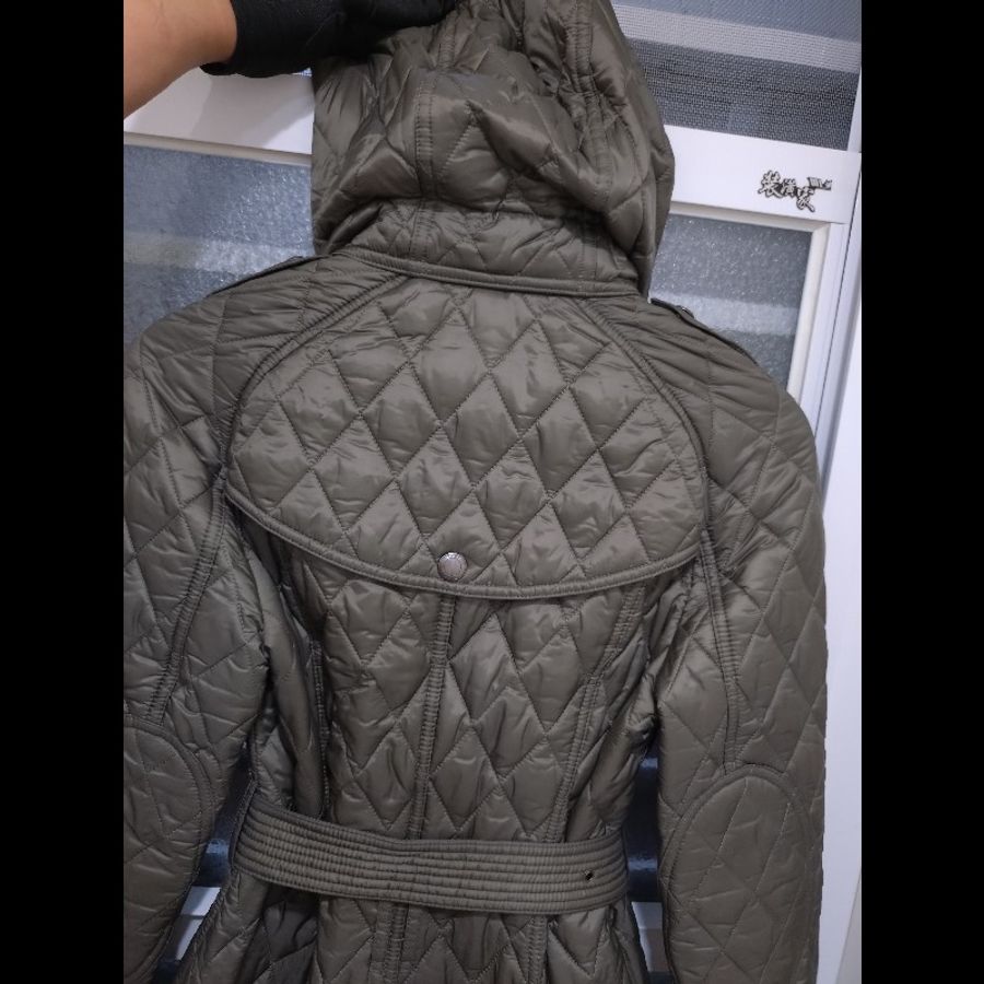 Burberry 灰綠菱格外套-6