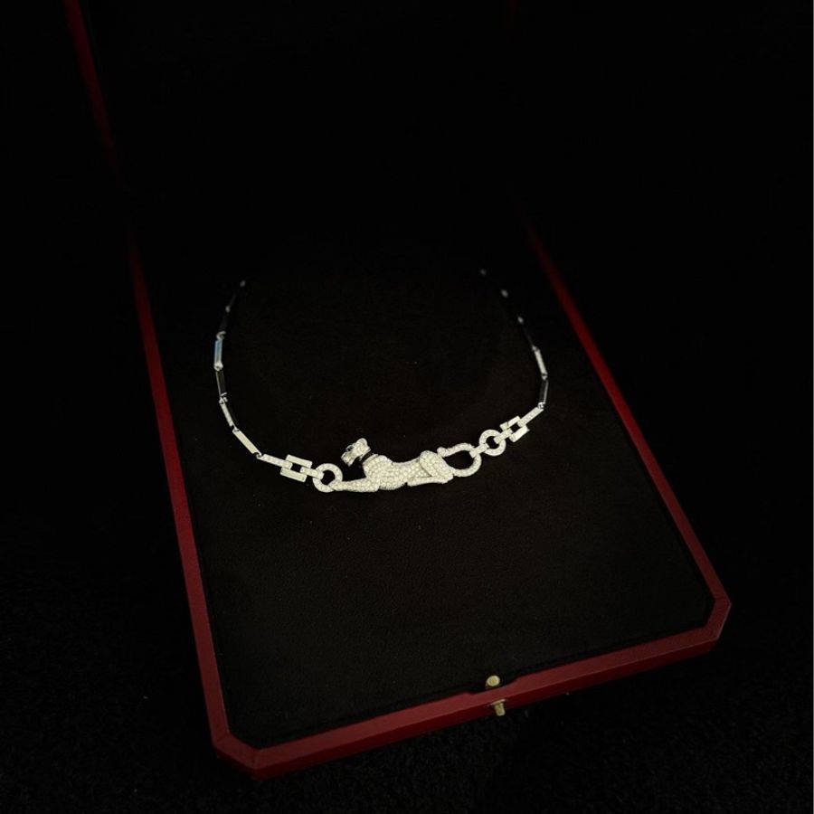 cartier 卡地亞 高級珠寶 頸鏈 PANTHERE DE CARTIER系列 豹子項鍊 白金滿鑽 整個豹子由373顆鑽石以及祖母綠 黑瑪瑙組成-3