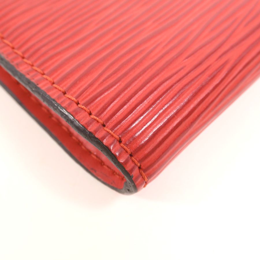 LOUIS VUITTON Epi Pochette Accessories金扣手挽袋-9