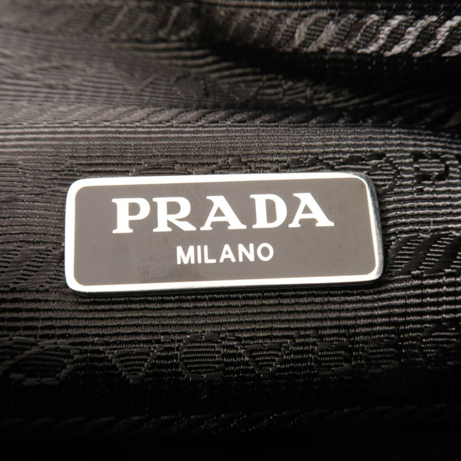 PRADA 尼龍Re-Edition 2000 Mini銀扣手挽袋-6