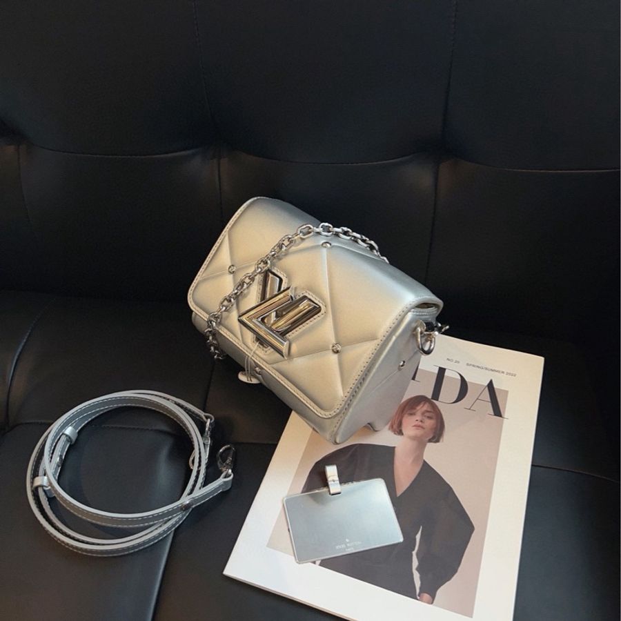 Lv twist small-7
