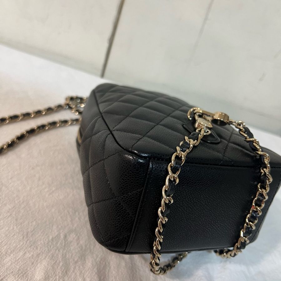 ෆ Chanel 小書包🎒 🈶2024購證-16