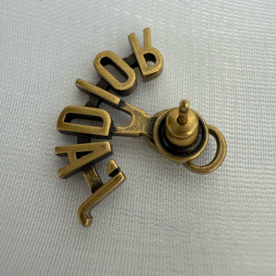 Dior迪奧小蜜蜂 字母復古耳釘 99新-5