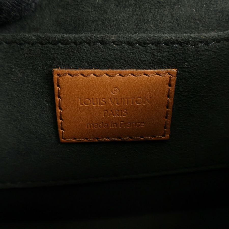 LOUIS VUITTON Monogram Reverse Mini Dauphine金扣肩背袋-14