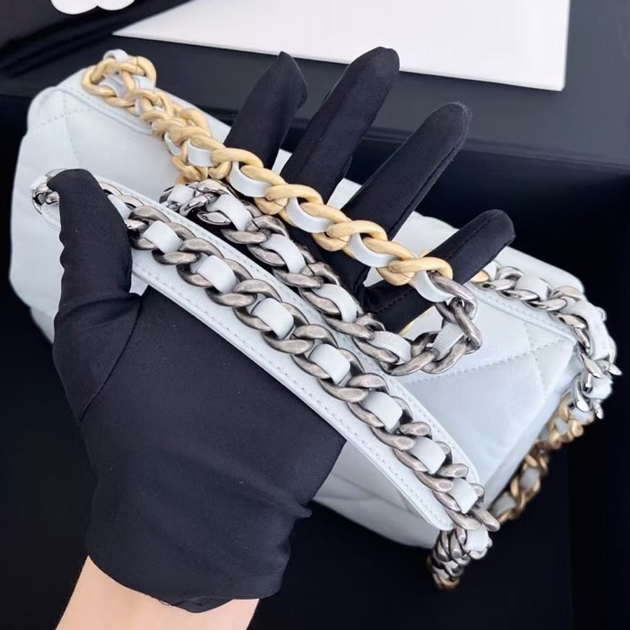 【全新閒置品】Chanel 19bag 香奈兒baby嬰兒藍聖杯藍小號最新芯片款-7