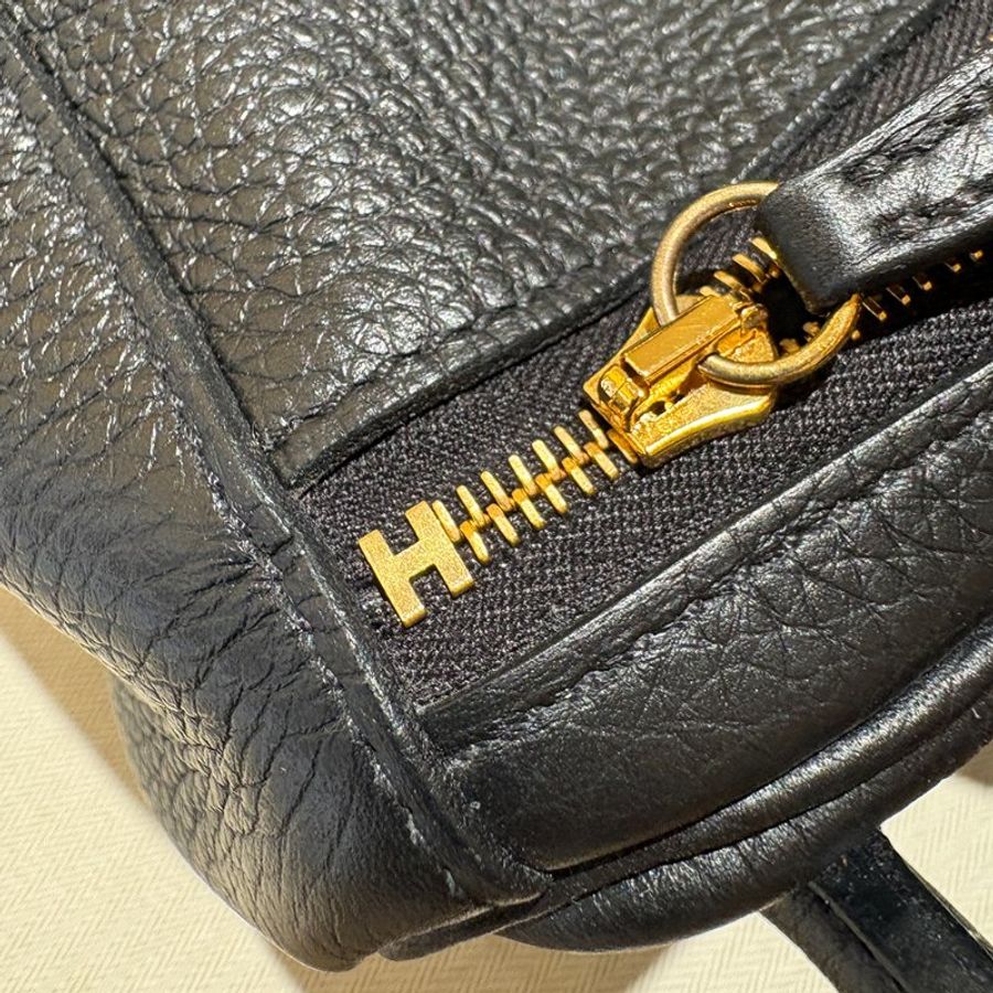 已售出【現貨|快速出貨】Hermès 愛馬仕 Lindy 26|黑色金釦|U刻 2022 年|Taurillon Clemence 小牛皮-9