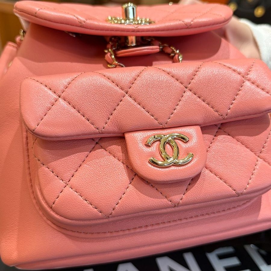 Chanel 香奈兒Duma 小號 雙背包｜經典粉 × 金釦 晶片款｜-15