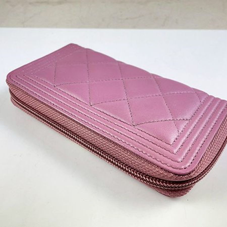 *奢華大道國際精品*【CH0709】CHANEL藕粉色小羊皮 BOY米金釦ㄇ字拉鍊中夾 A80566-12