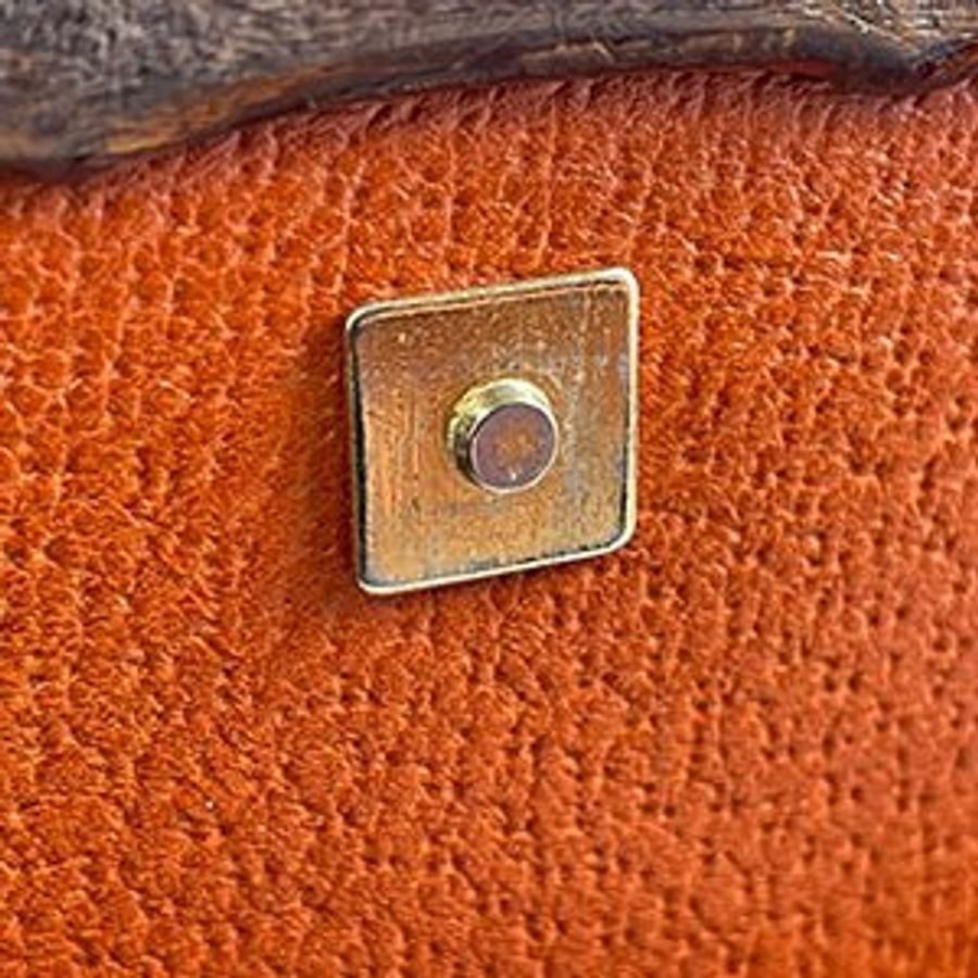 *奢華大道國際精品*【G1798】GUCCI金棕色緹花布竹結磁釦手拿/斜背包 117594-4