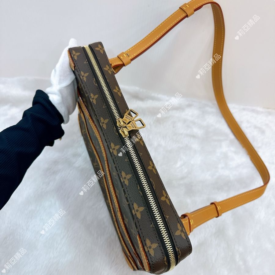 莉亞精品♡ LV 絕版限量 soft trunk 二手美包-6