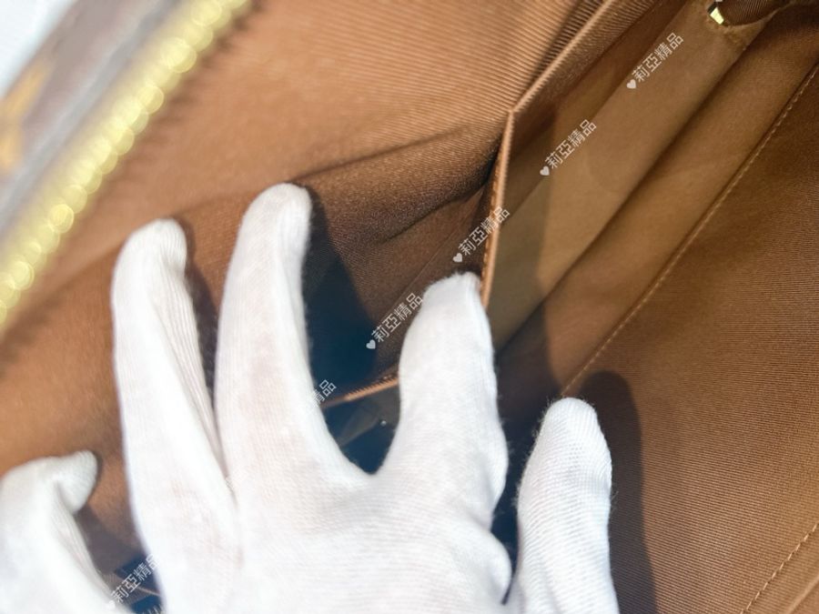 莉亞精品♡ LV 絕版限量 soft trunk 二手美包-14