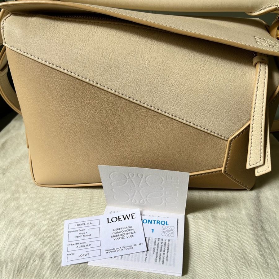 羅意威/Loewe 手袋 牛皮革材質,尺寸16.5*10.5*24cm,-3