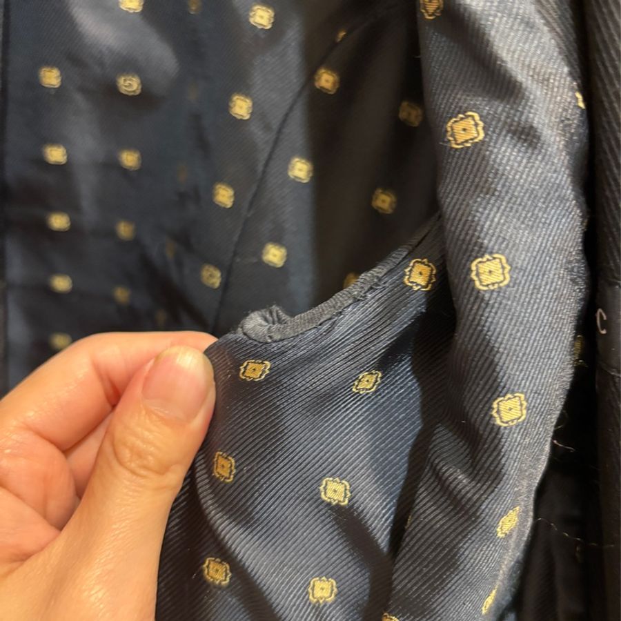 Gucci 盾牌logo外套 (不議價)-16