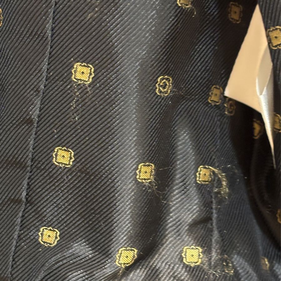 Gucci 盾牌logo外套 (不議價)-41
