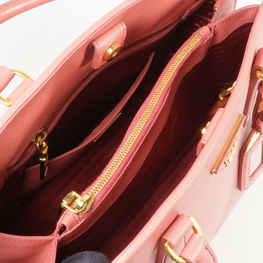 PRADA Saffiano皮革Saffiano Lux Tote Bag金扣手挽肩背兩用袋-4