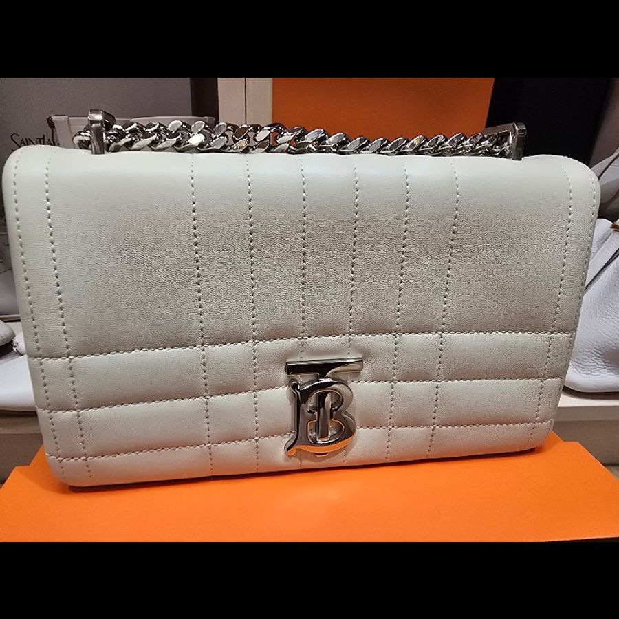 Burberry-6