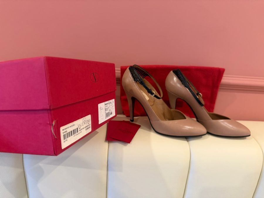 Valentino Garavani 經典高跟鞋|二手超美|含鞋盒、塵袋、證件卡-18