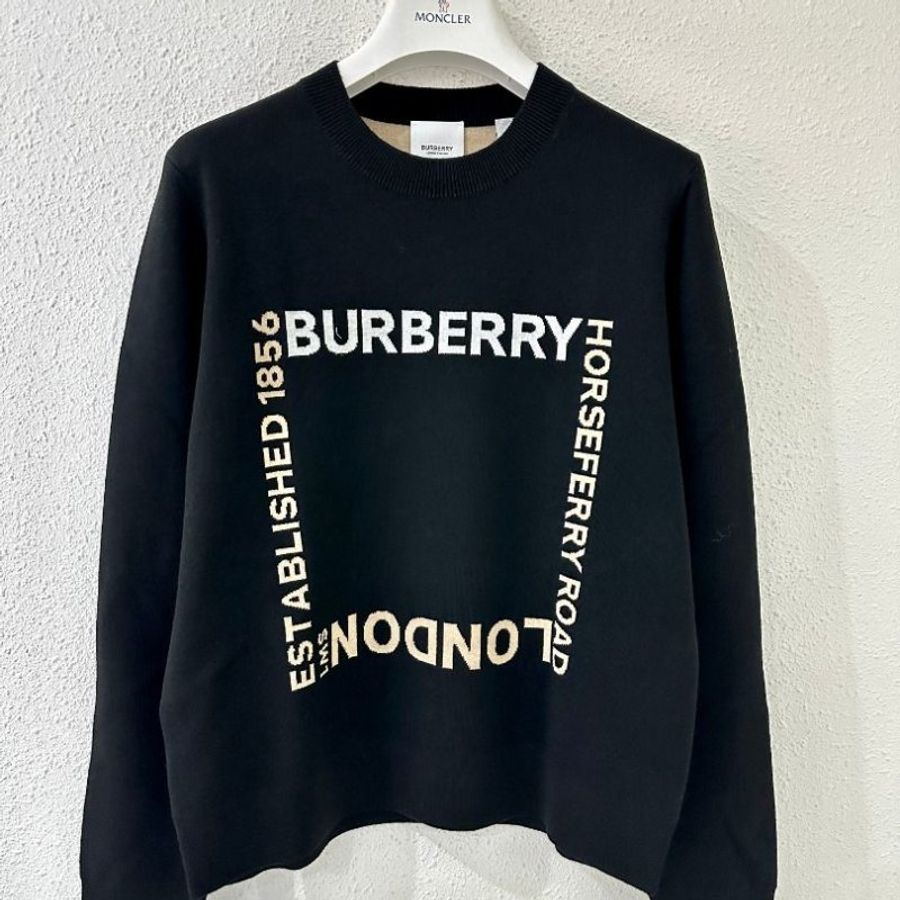 Burberry Horseferry Square Wool Blend Jacquard Sweater for Women in Black - 8052414-Black ( Size: S / M / L  )-2