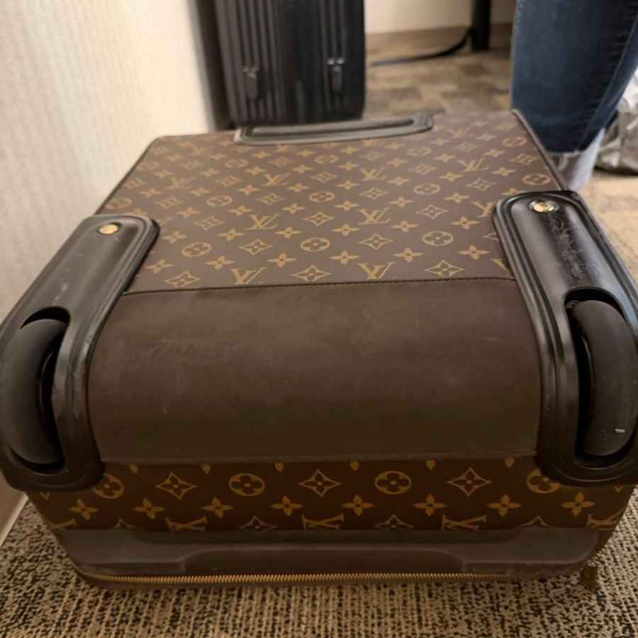 Louis Vuitton M23293 20吋可上飛机行李箱-14
