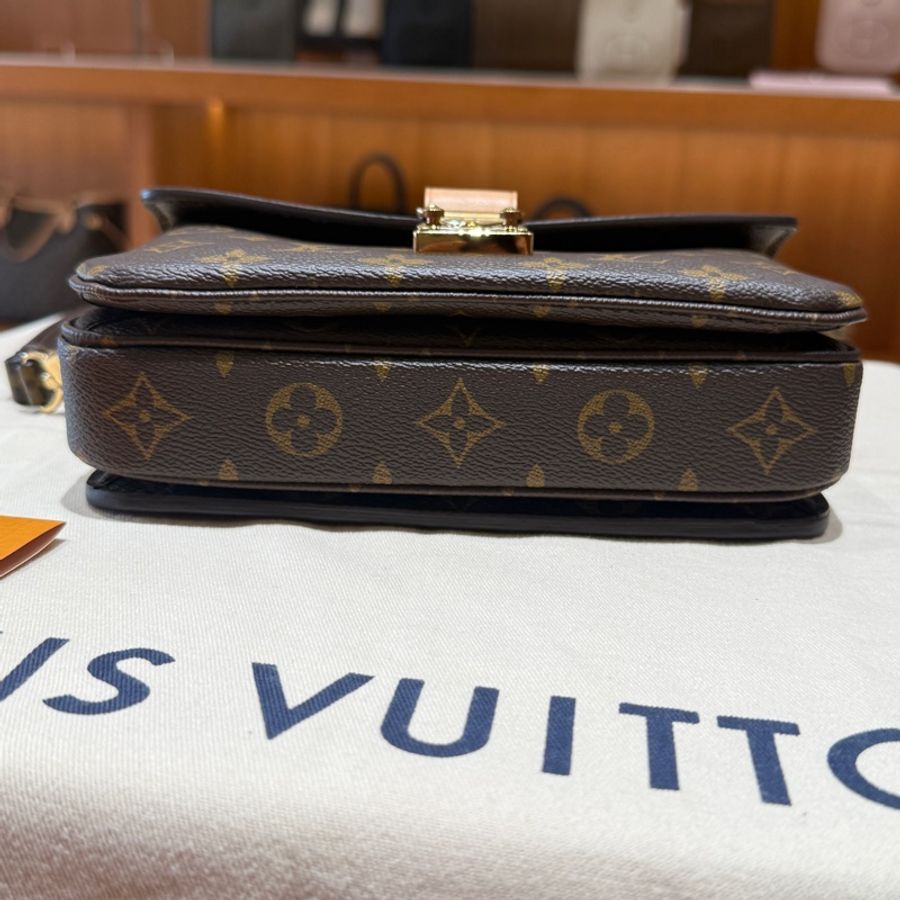 Louis Vuitton Pochette Métis East West手提肩背包 小郵差包-6