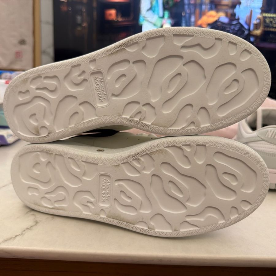 Alexander McQUEEN 麥坤小白鞋-8