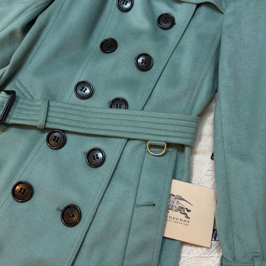 BURBERRY英國糖果薄荷色羊絨大衣UK4-6