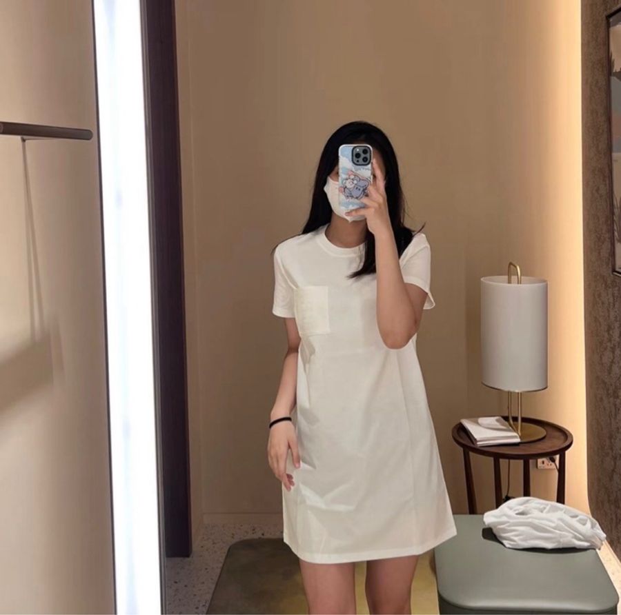 現貨🍊 Hermes 女裝 白色 經典 Tshirt Straight embroidered pocket dress tee tshirt (size 38)-0