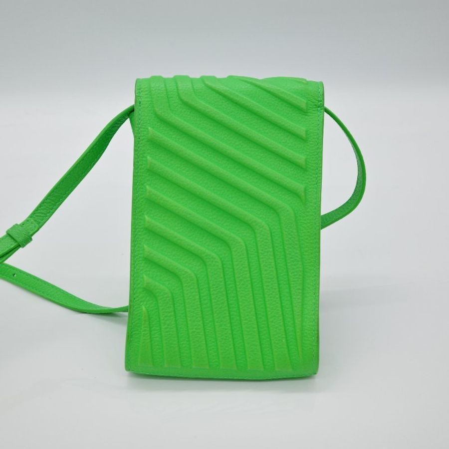 超稀有👀😍Balenciaga 巴黎世家 Leather Phone Pouch 綠色 牛皮 卡片手機包 肩背包-2